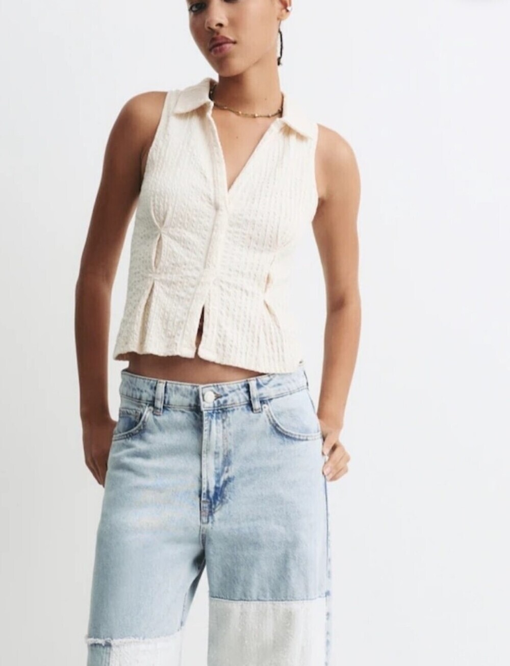 NWT Pull & Bear Textured Ecru Top M